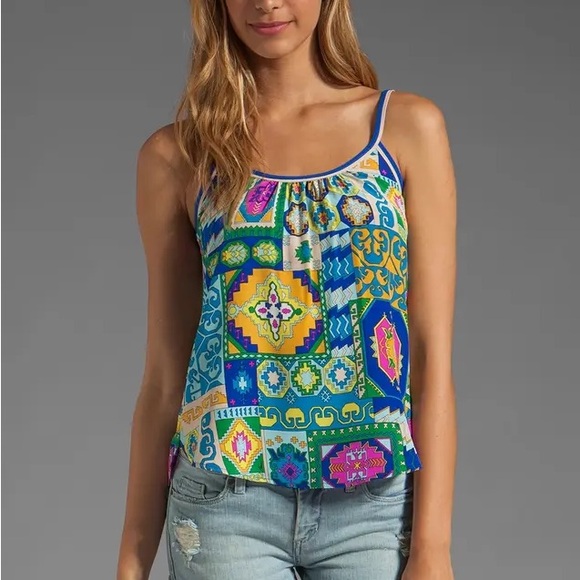 Trina Turk Tops - Trina Turk Silk Geometric Tank Blouse, size Small